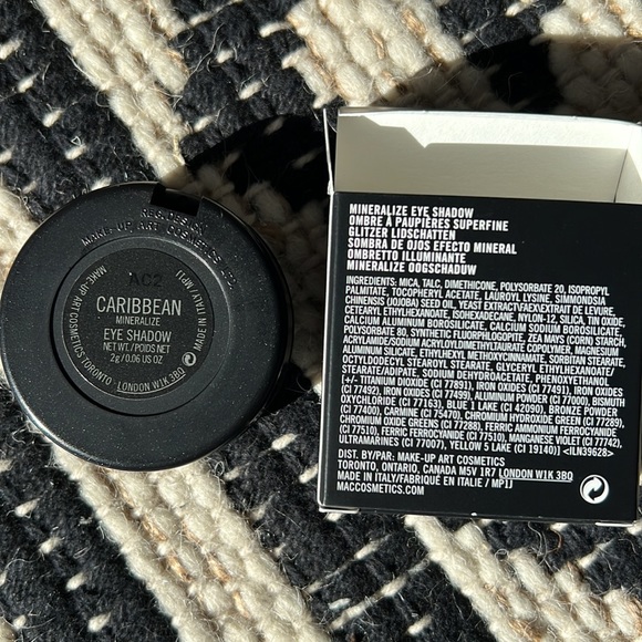 MAC NIB Mineralize Eyeshadow - Caribbean - Picture 6 of 7